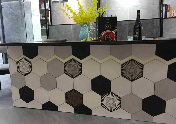 Mono hexagon tiles